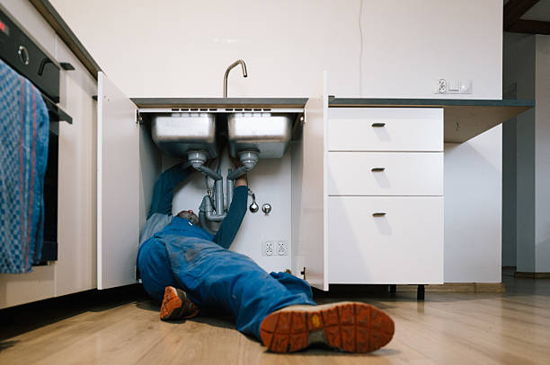 Professional Leak Detection technician working in Courtland, AL